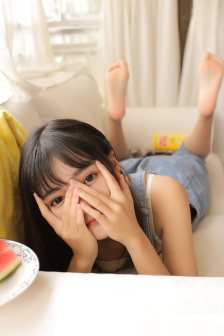 小姨的秘密在线观看